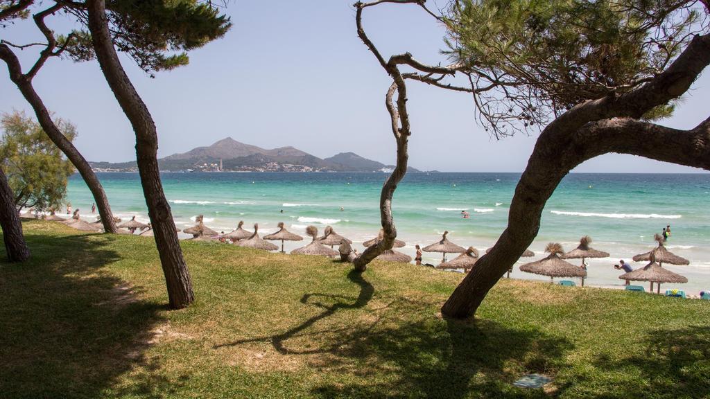 Mar Hotels Playa De Muro Suites Esterno foto