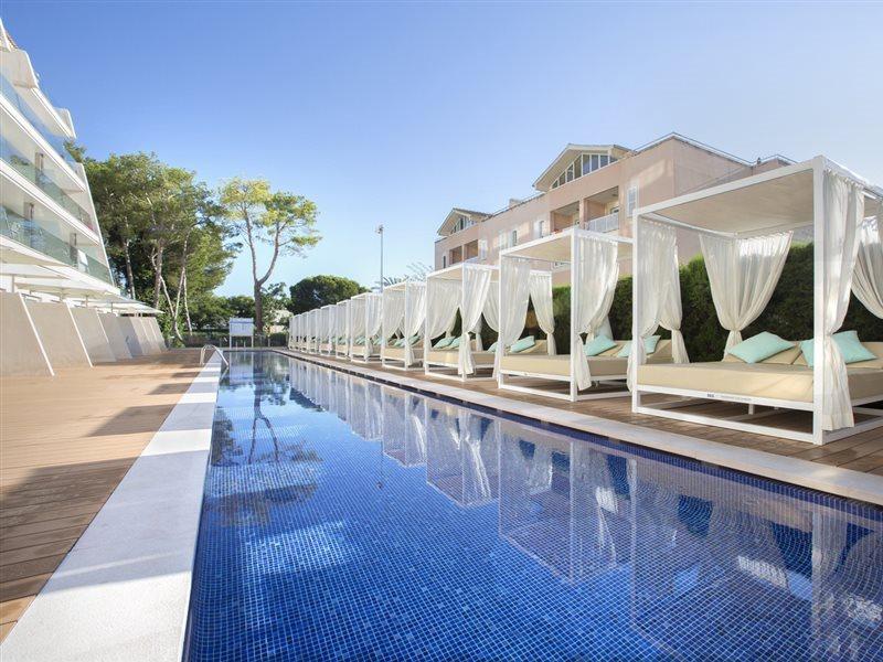 Mar Hotels Playa De Muro Suites Esterno foto